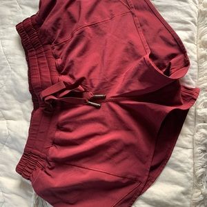 Lululemon hotty hot shorts 4”